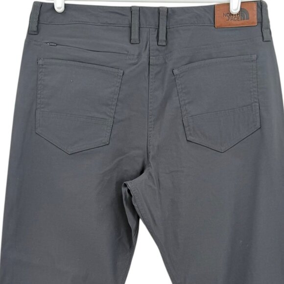 The North Face Men's Regular Fit Stretch Gray Pants Size 34x30.5 Nylon Blend - Picture 4 of 10